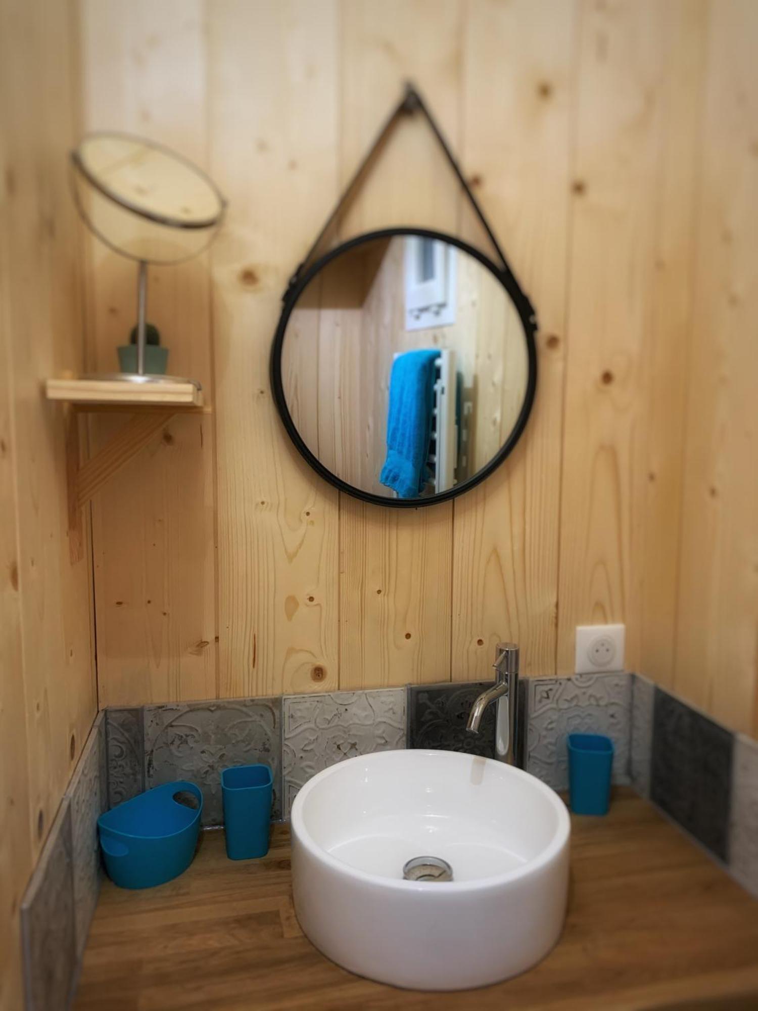 La Wodapalousa, Surf & Crossfit Guesthouse, 800M From Beach ビダール 部屋 写真